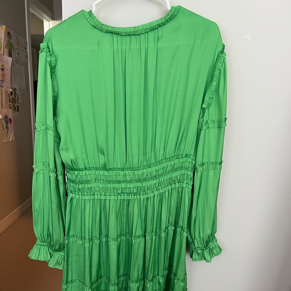 Beautiful party dress. - Picture 2 of 3